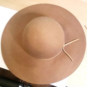 100% felted wool hat